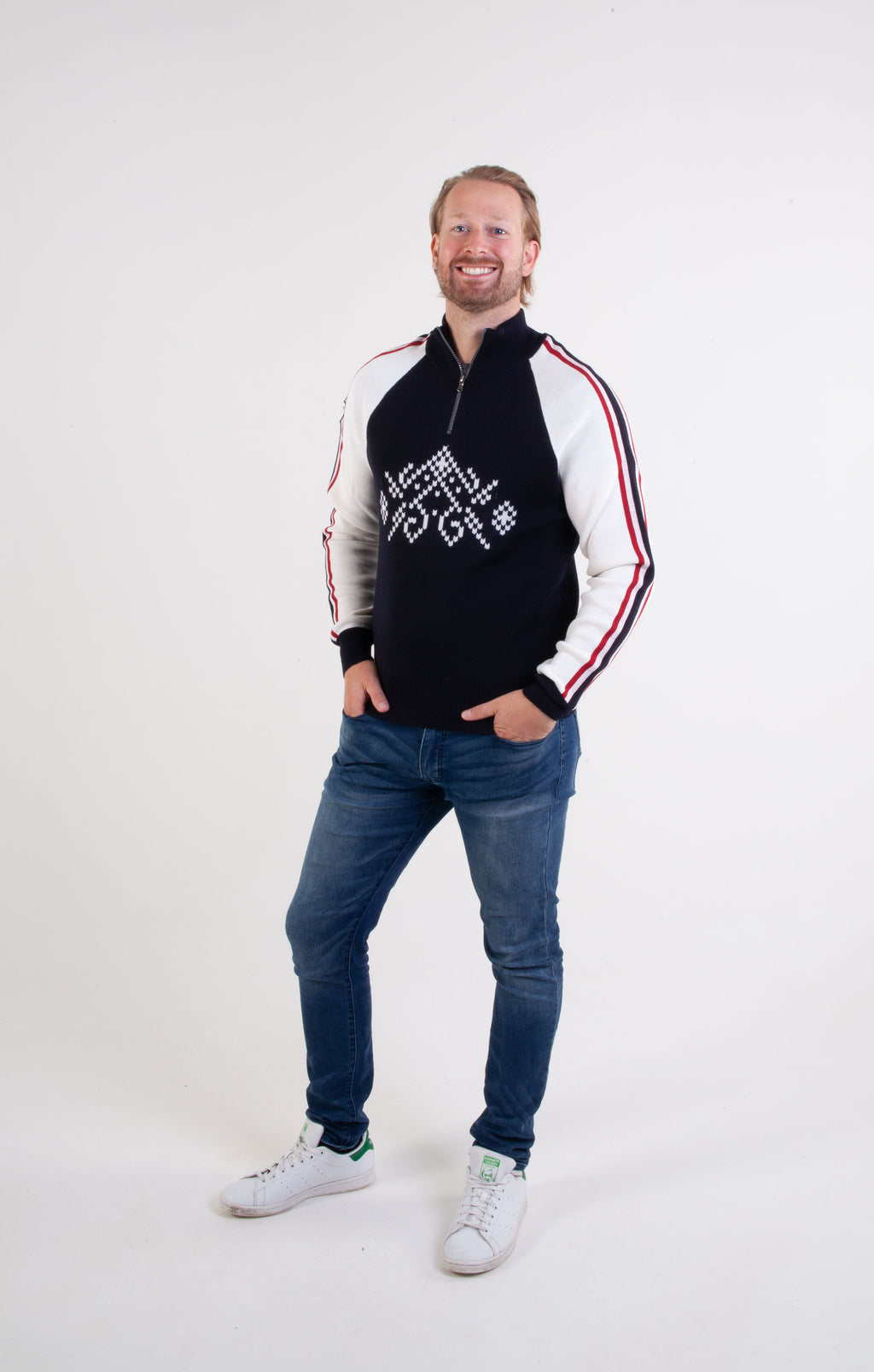 Numedal w/zip  - Navy/white/red